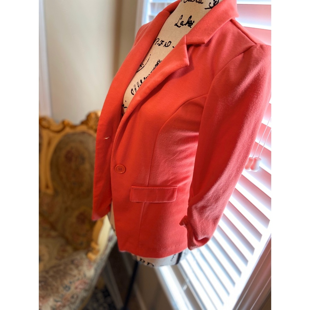 Coral blazer size small